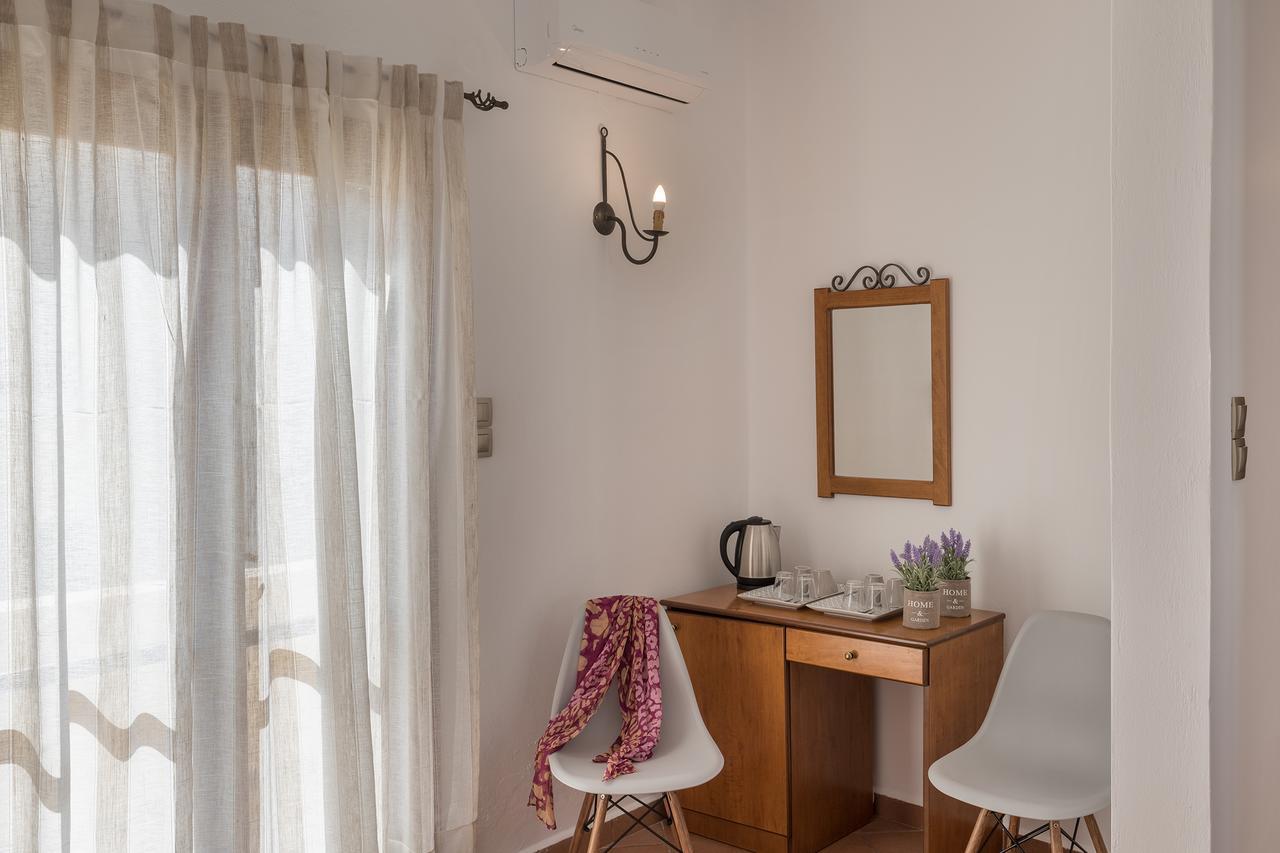 Hotel Iliada Ermoupoli Esterno foto