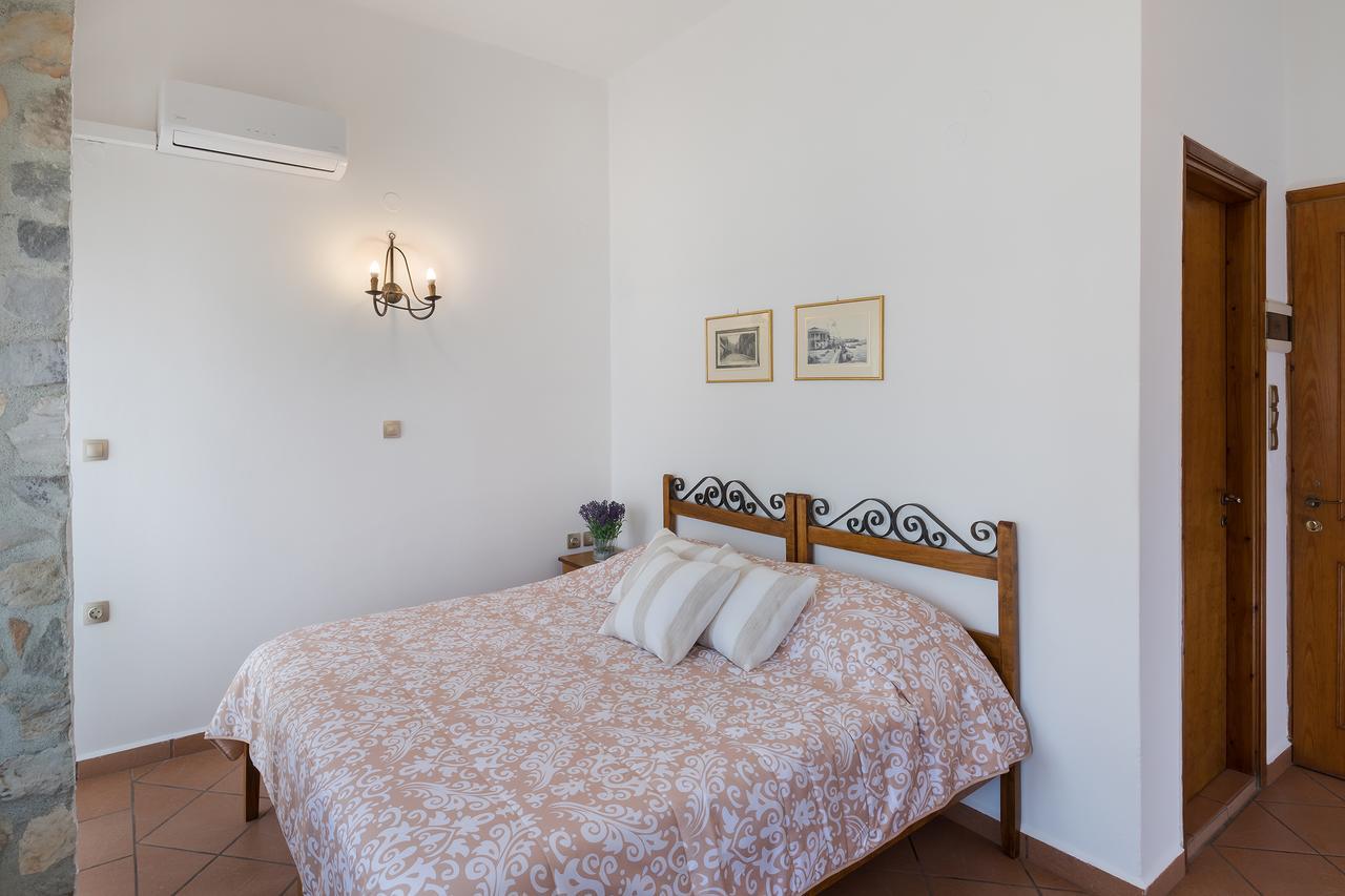 Hotel Iliada Ermoupoli Esterno foto