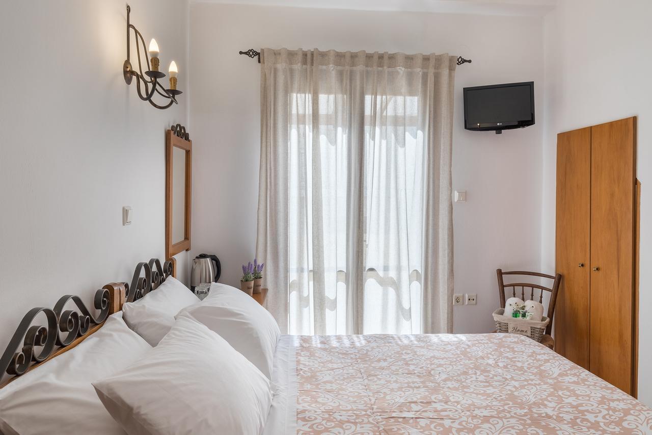 Hotel Iliada Ermoupoli Esterno foto