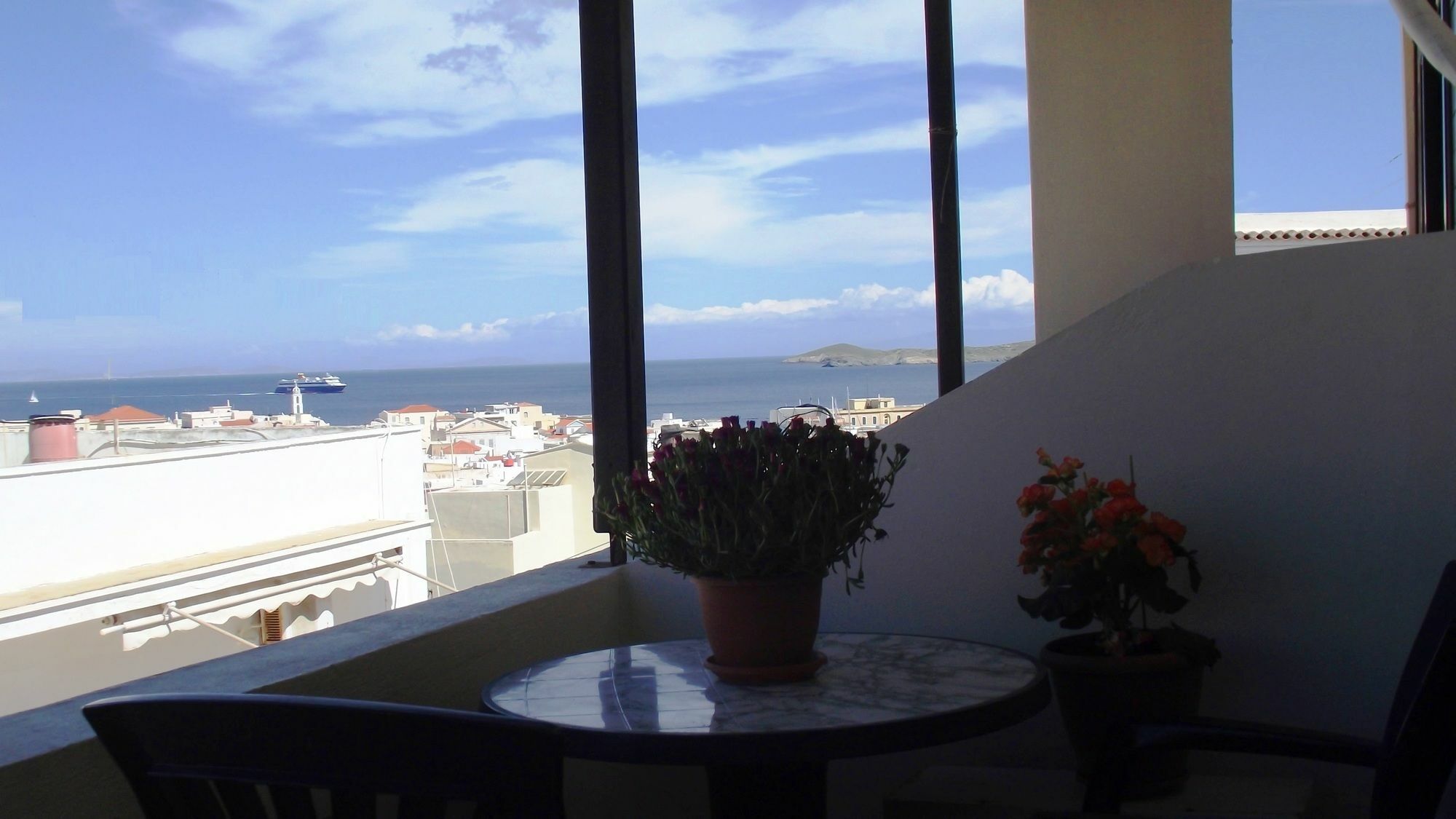 Hotel Iliada Ermoupoli Esterno foto